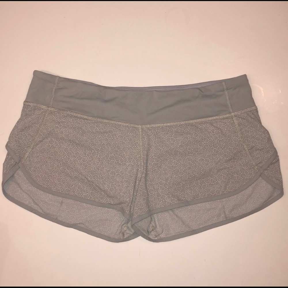 Lululemon speed up short size 10 2.5”